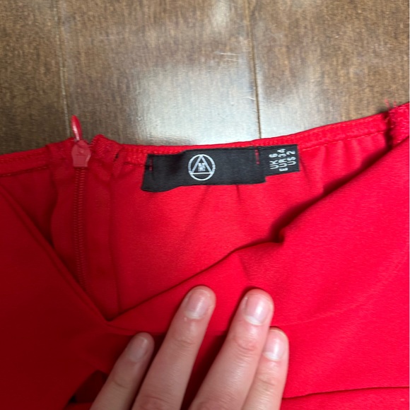 Dress shoulder dress - Picture 2 of 2